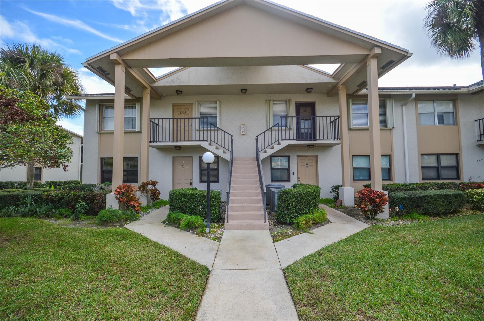 3151 SE Aster Lane 1301, Stuart, FL 34994 — photo 1 of 30