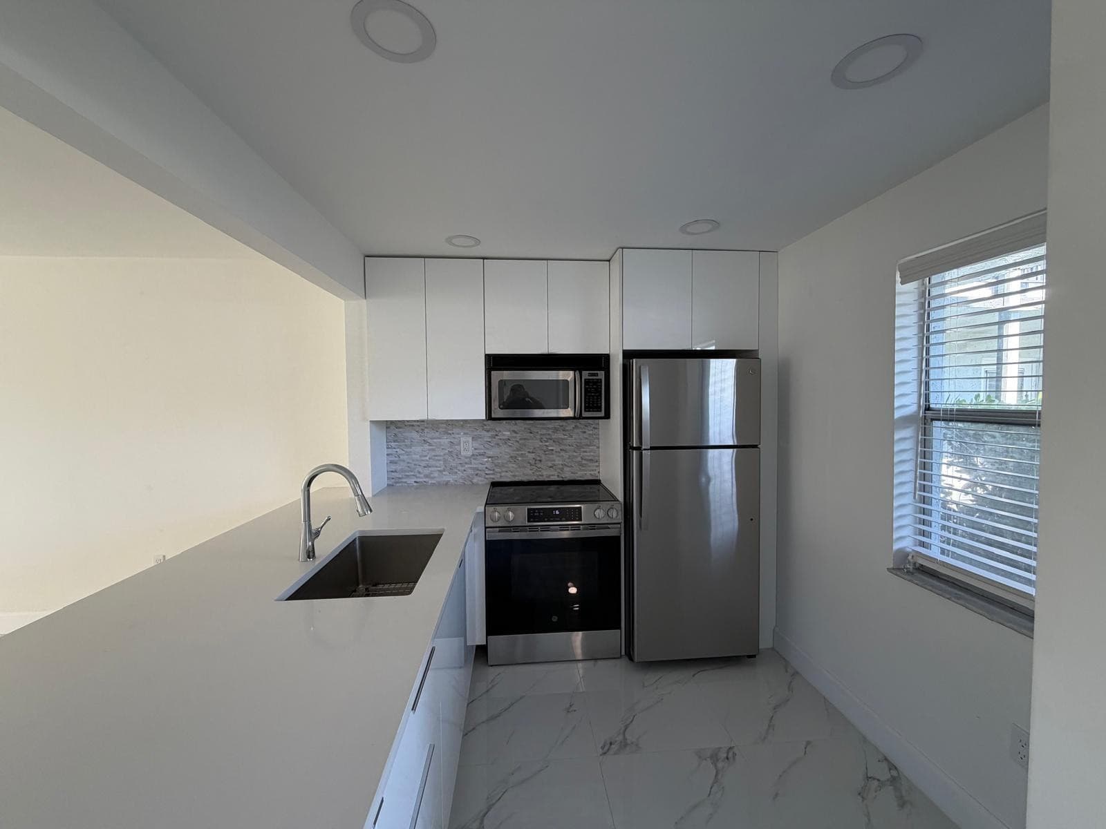9301 N Lime Bay Boulevard 102, Tamarac, FL 33321 — photo 12 of 31