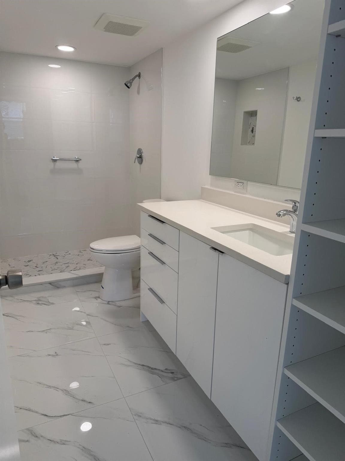 9301 N Lime Bay Boulevard 102, Tamarac, FL 33321 — photo 18 of 31