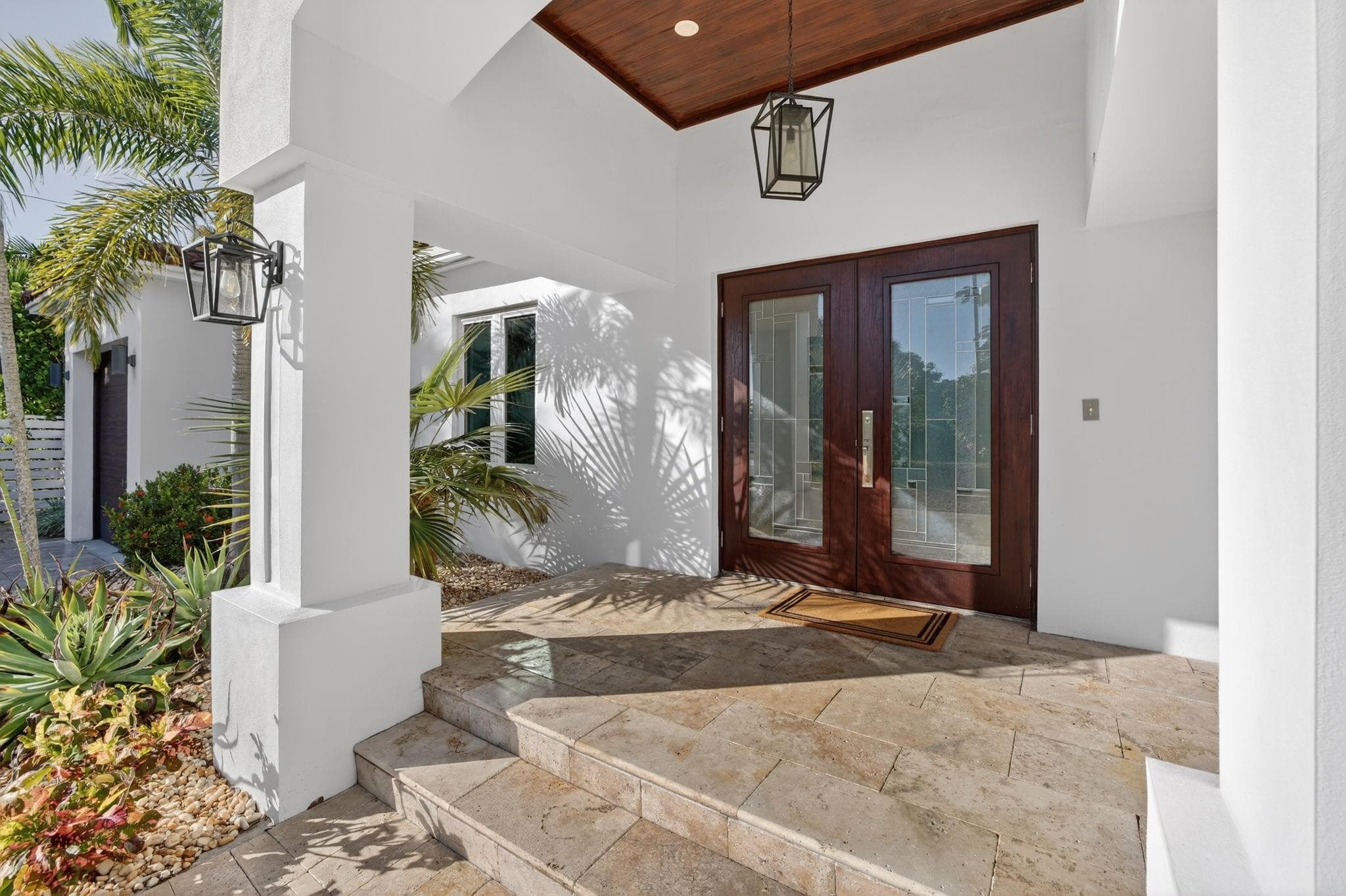 2317 NE 12th Street, Fort Lauderdale, FL 33304 — photo 8 of 50