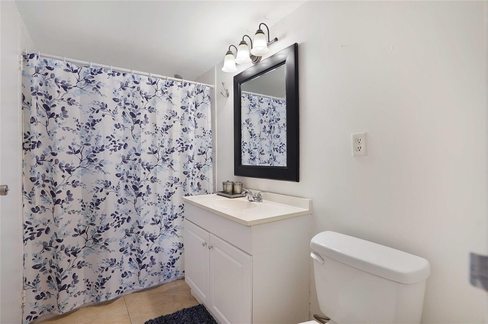 2650 NW 49th Avenue 320, Lauderdale Lakes, FL 33313 — photo 14 of 46