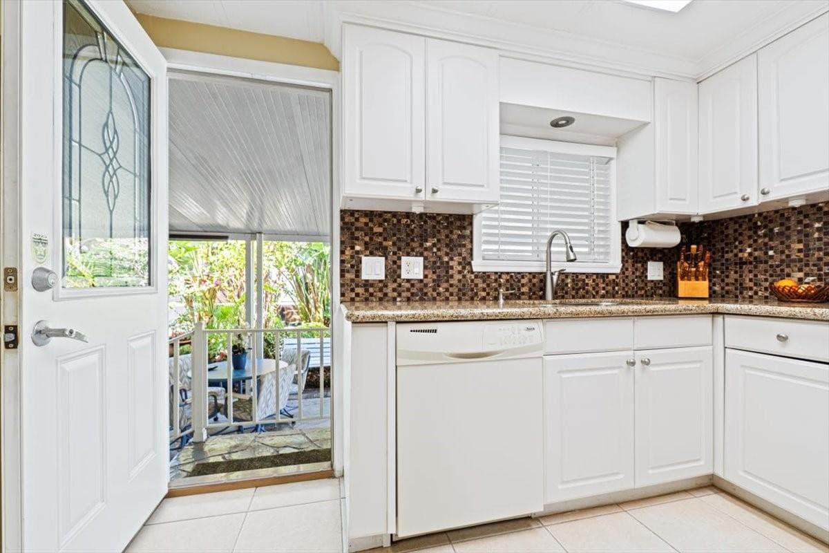 120 NW 51st Street, Deerfield Beach, FL 33064 — photo 9 of 49