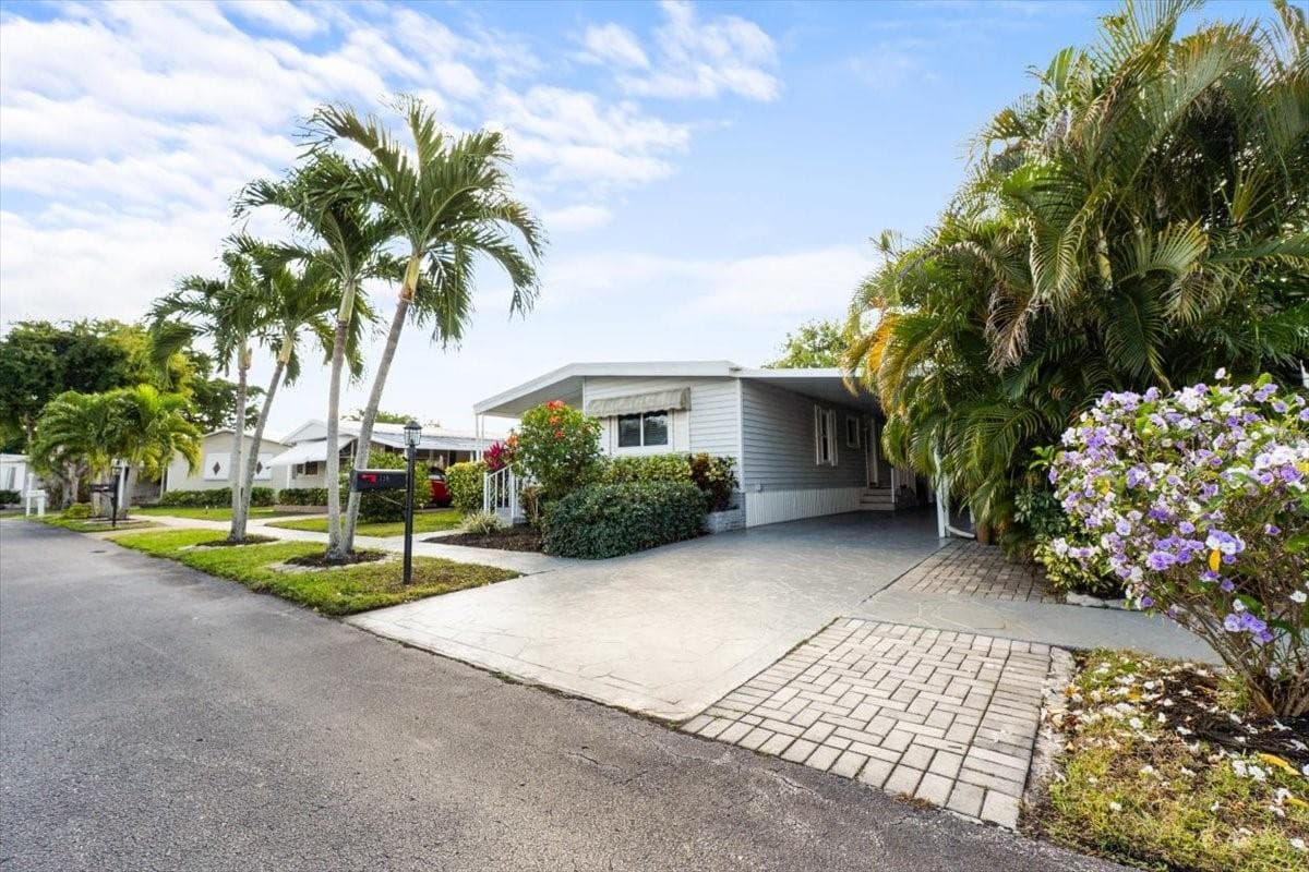 120 NW 51st Street, Deerfield Beach, FL 33064 — photo 45 of 49