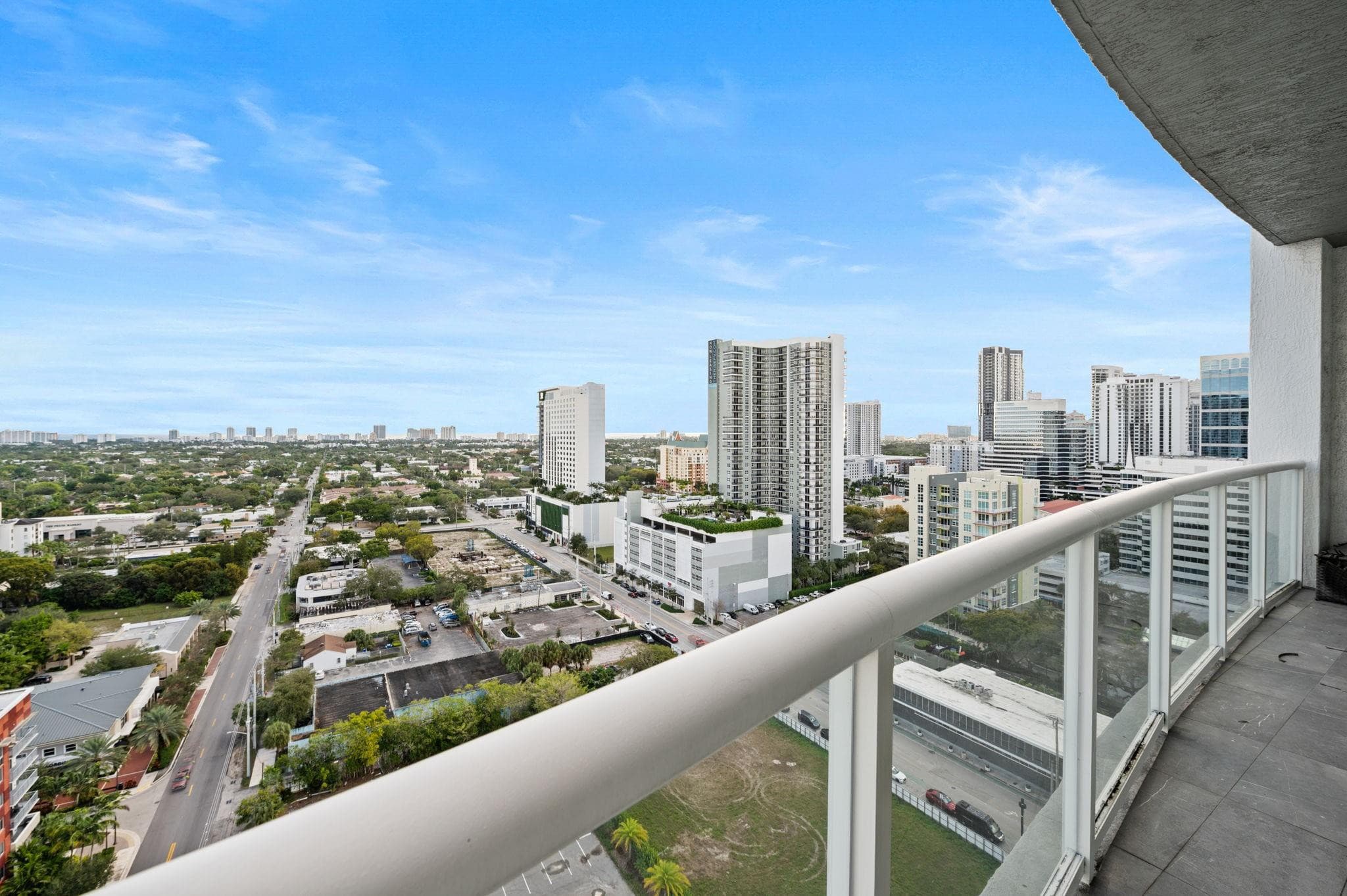 315 NE 3rd Avenue 1907, Fort Lauderdale, FL 33301 — photo 24 of 37