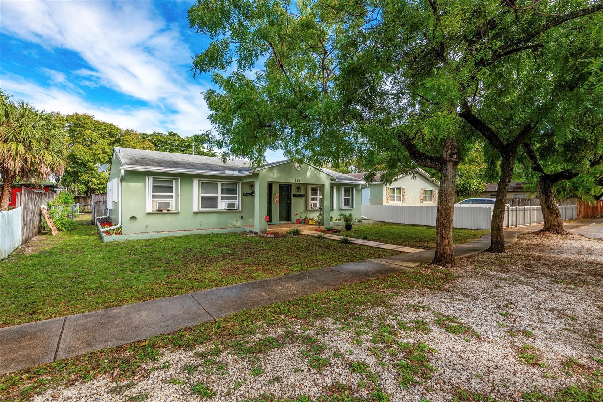 224 SW 15th Street, Dania Beach, FL 33004 — photo 3 of 61
