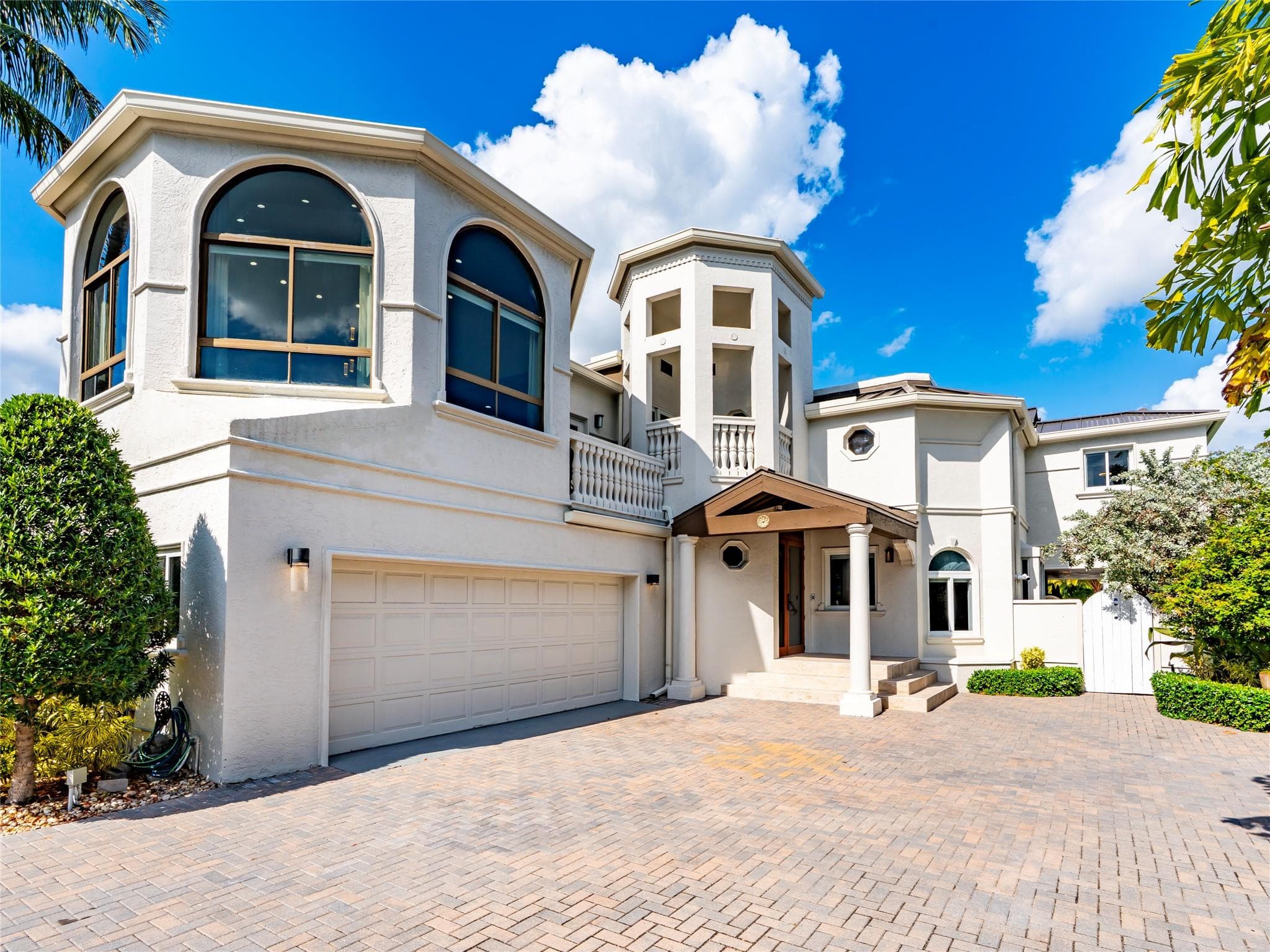 2615 E Las Olas Boulevard, Fort Lauderdale, FL 33301 — photo 1 of 65