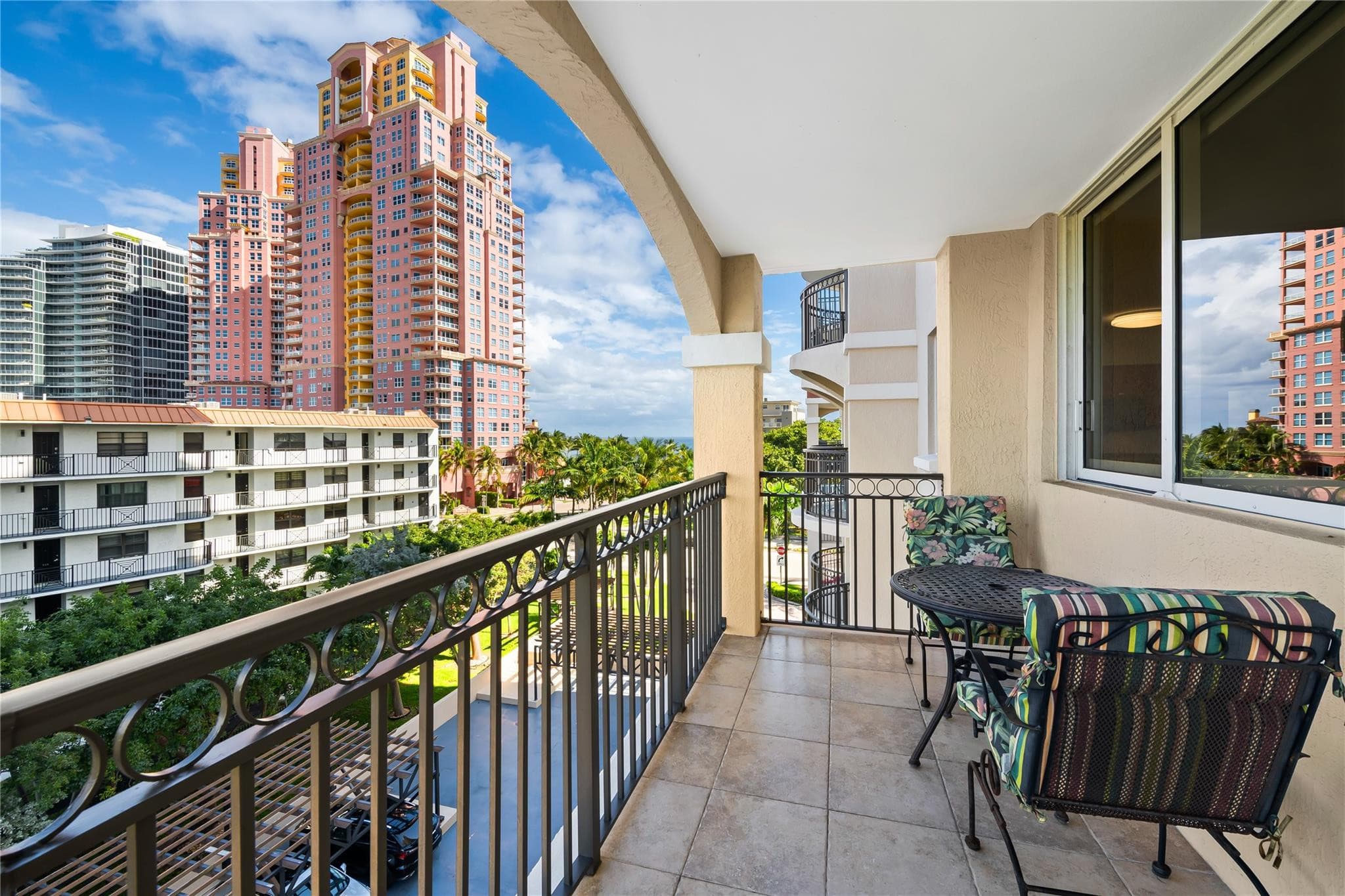 2011 N Ocean Boulevard 504, Fort Lauderdale, FL 33305 — photo 16 of 61