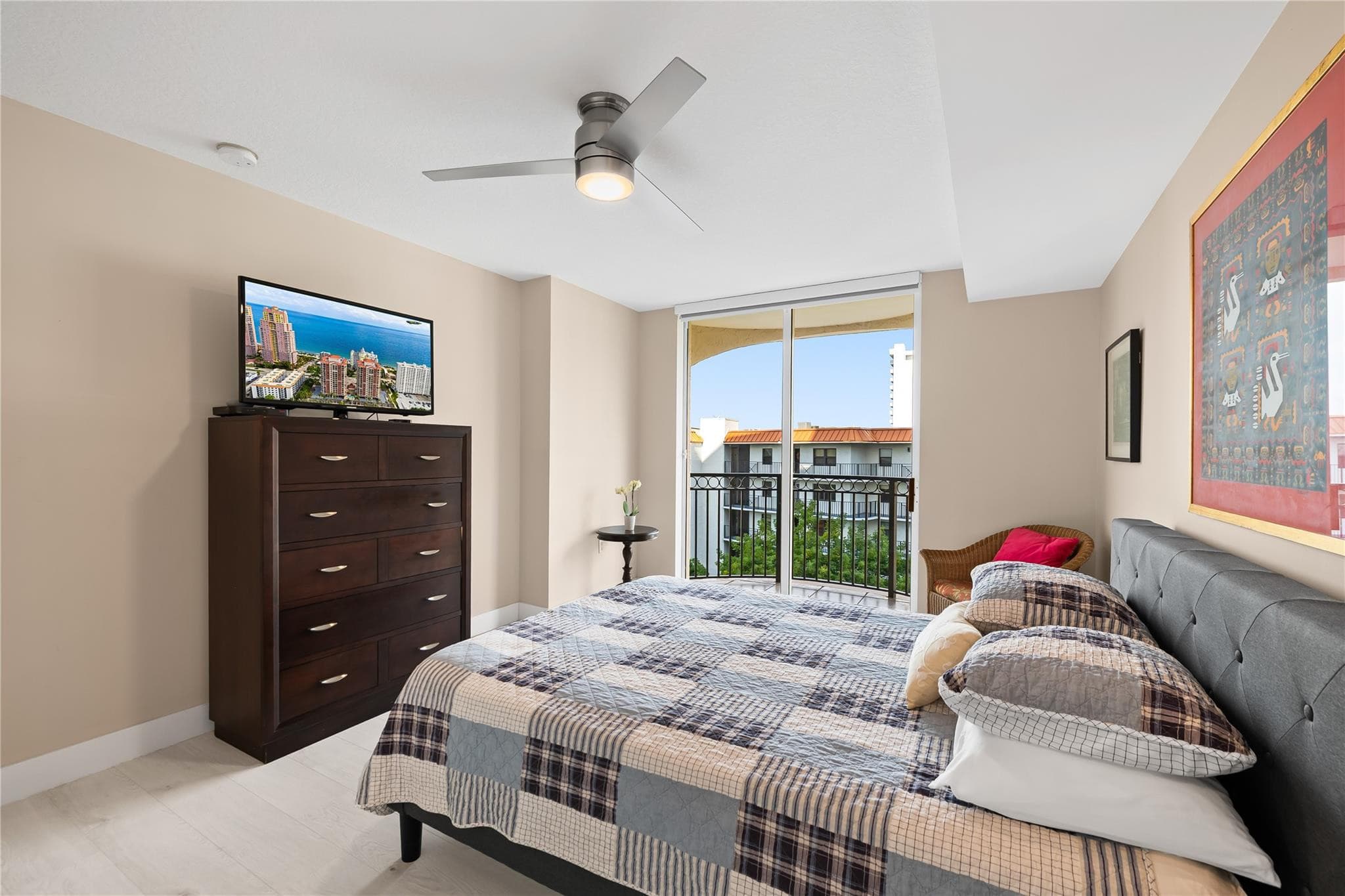 2011 N Ocean Boulevard 504, Fort Lauderdale, FL 33305 — photo 28 of 61