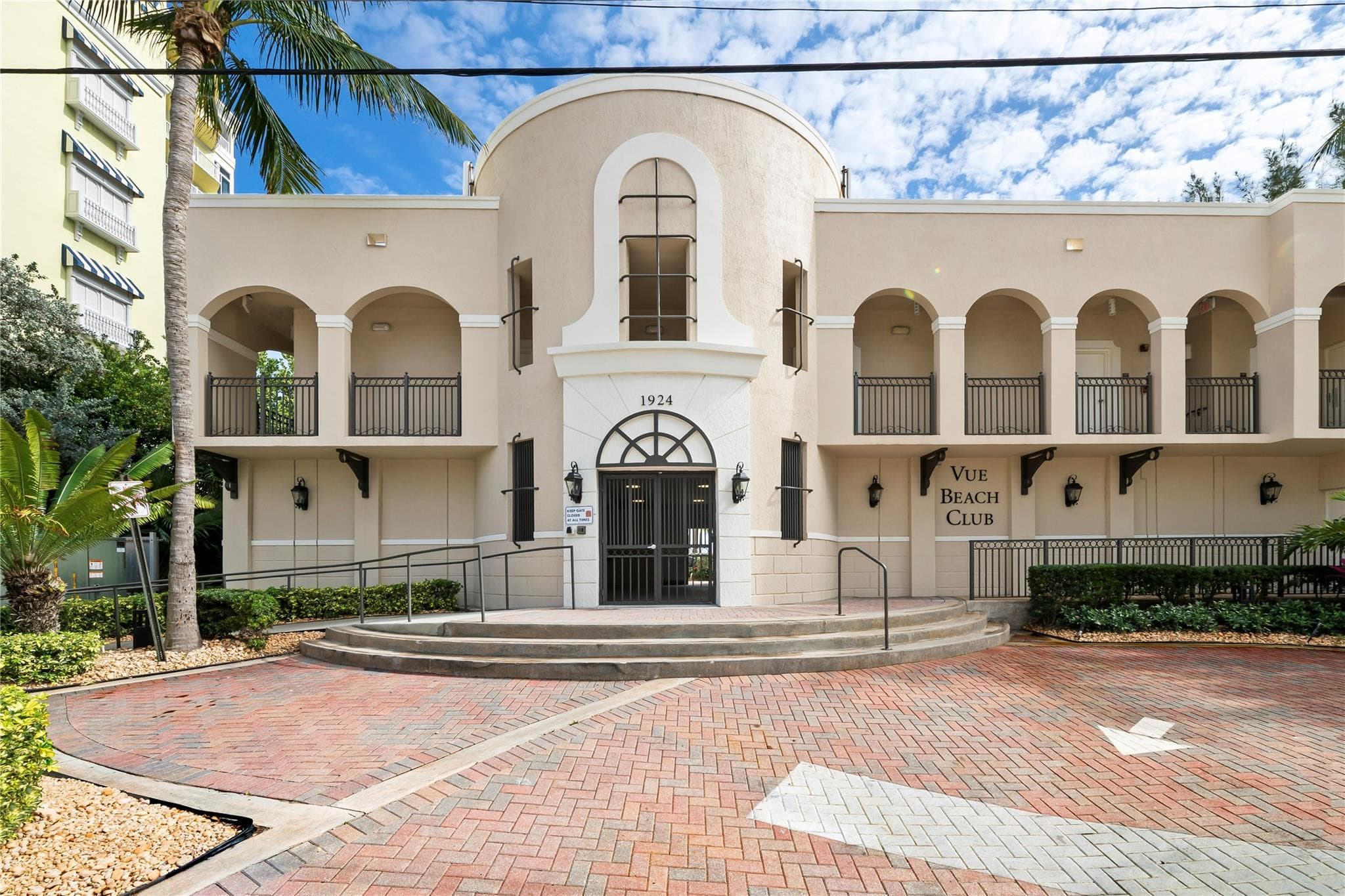 2011 N Ocean Boulevard 504, Fort Lauderdale, FL 33305 — photo 39 of 61