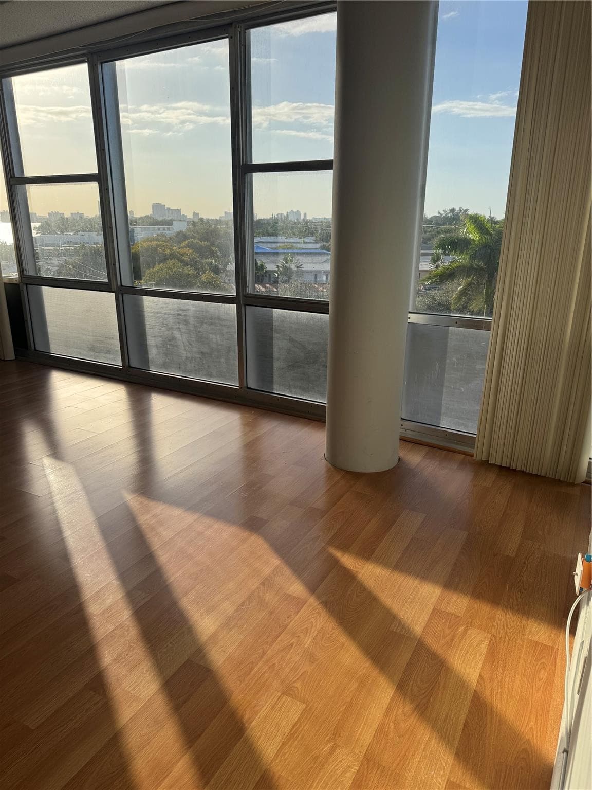 900 Bay Drive 513, Miami Beach, FL 33141 — photo 2 of 23