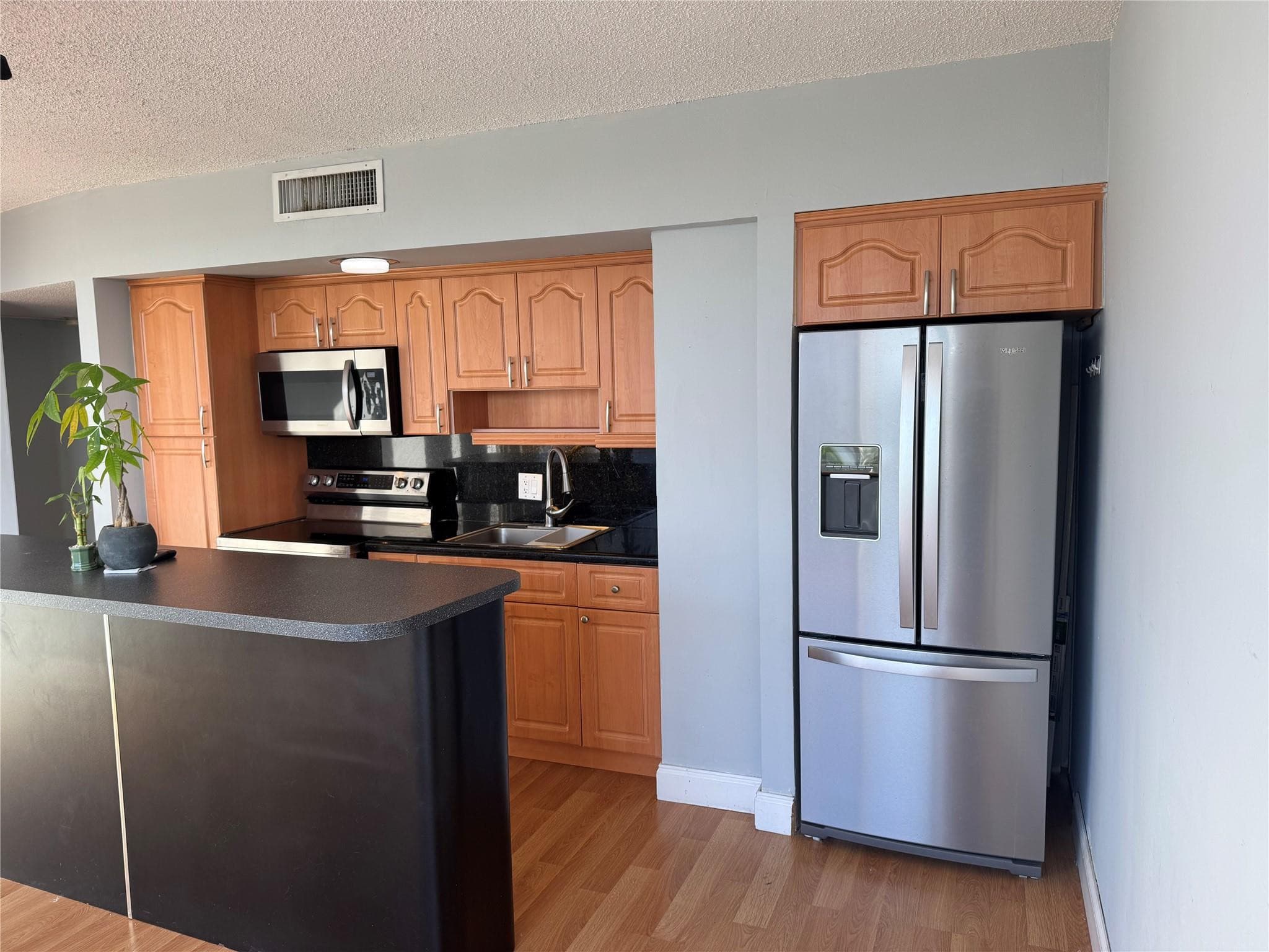 900 Bay Drive 513, Miami Beach, FL 33141 — photo 3 of 23