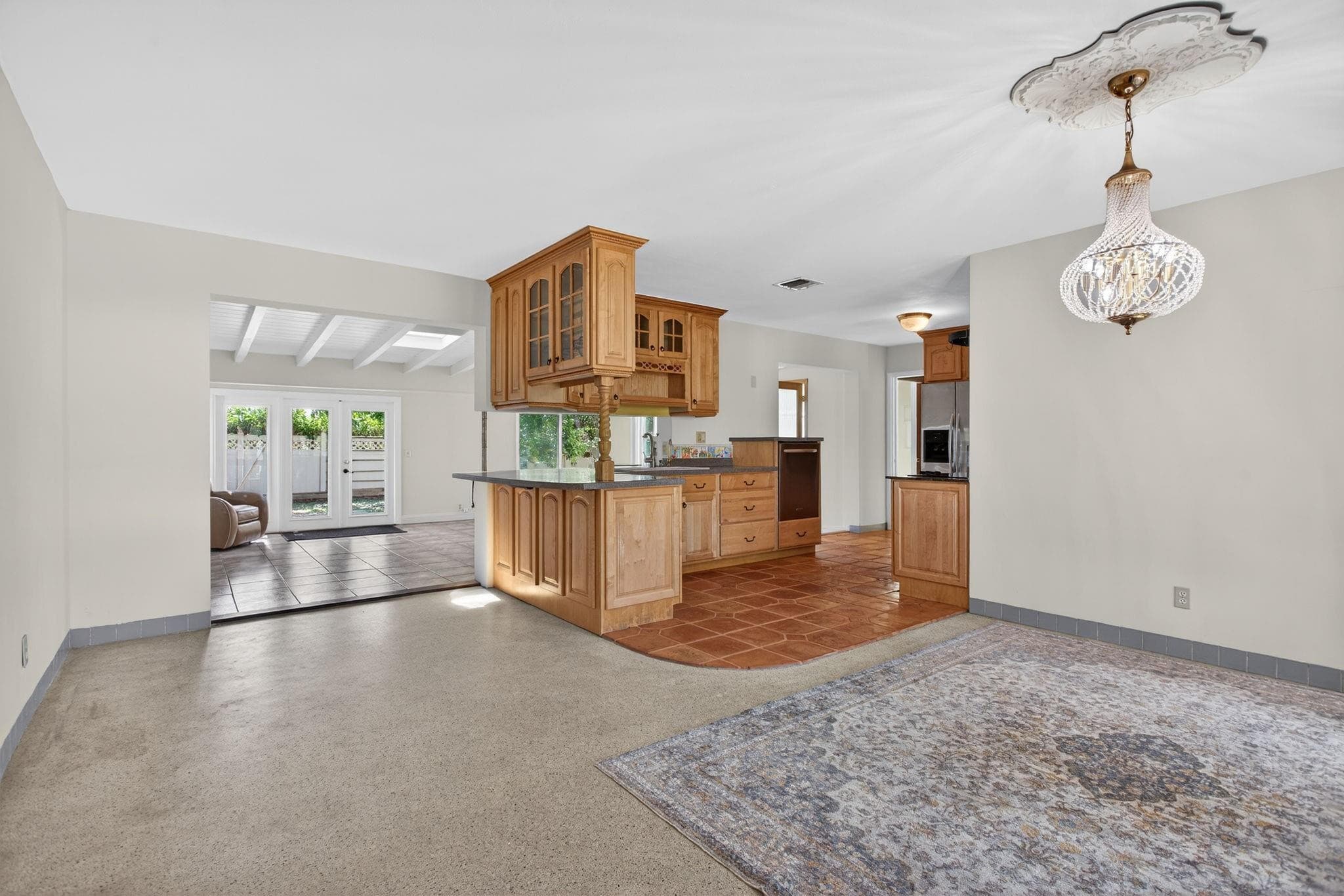 2580 SE 5th Court, Pompano Beach, FL 33062 — photo 11 of 60