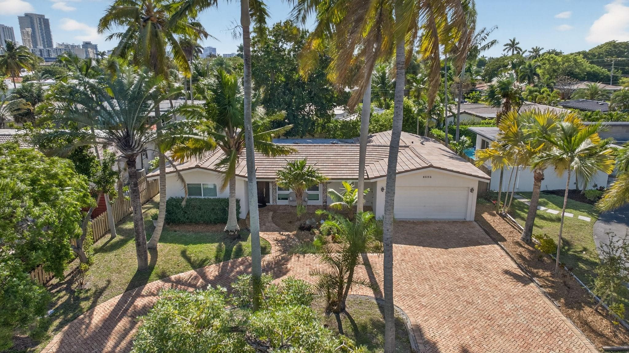 2580 SE 5th Court, Pompano Beach, FL 33062 — photo 1 of 60