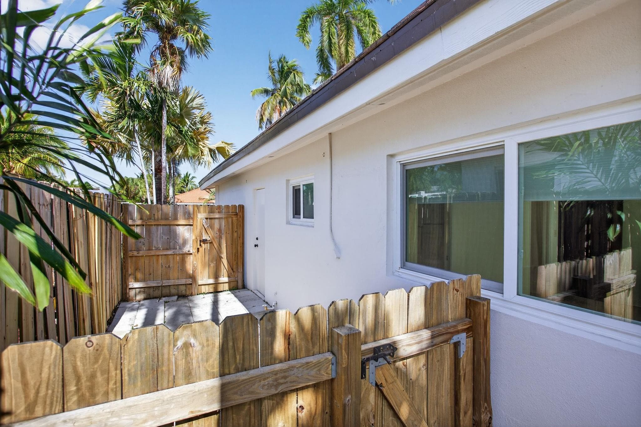 2580 SE 5th Court, Pompano Beach, FL 33062 — photo 42 of 60