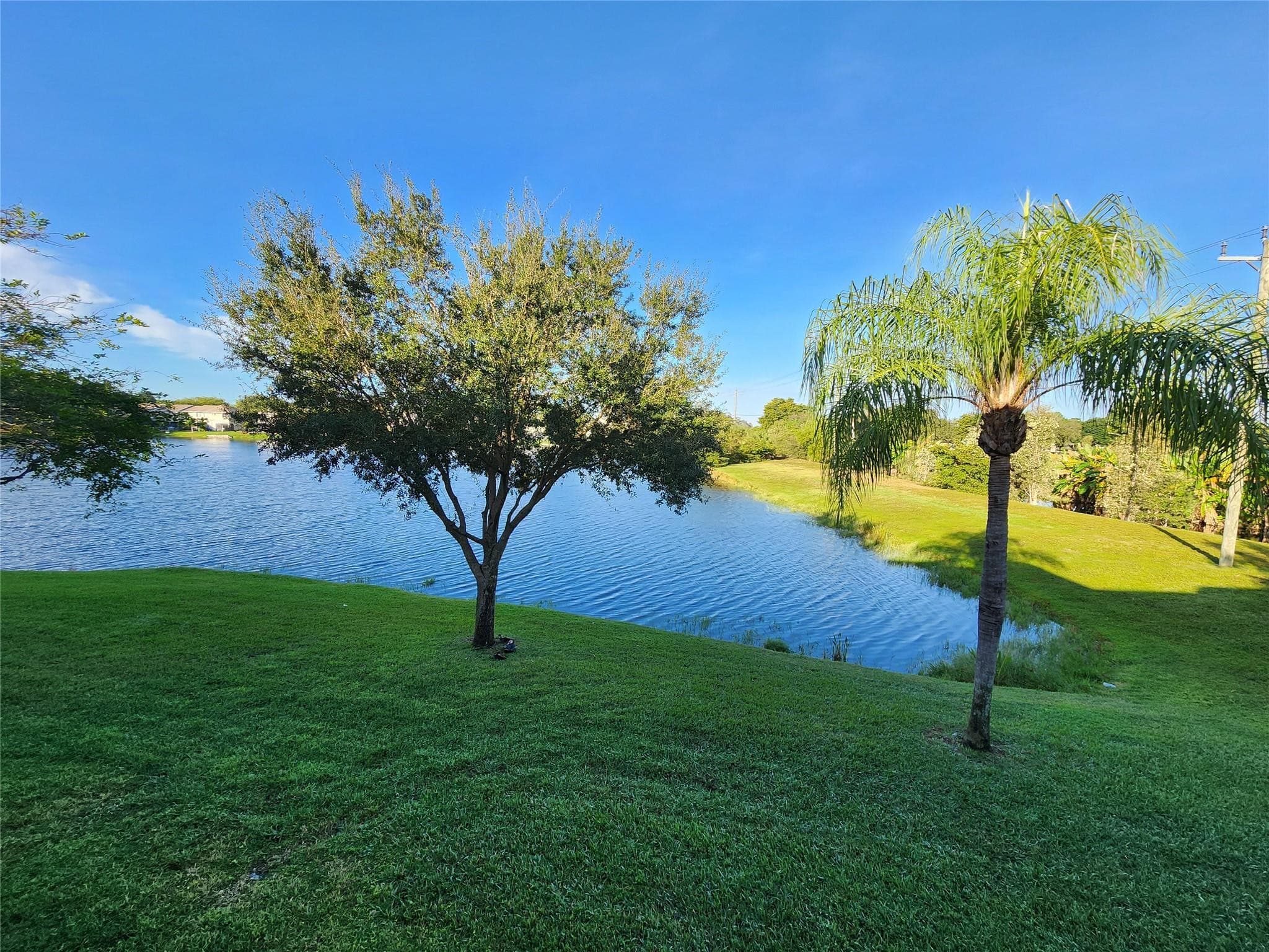1156 NW 106th Terrace 204, Hollywood, FL 33026 — photo 2 of 37