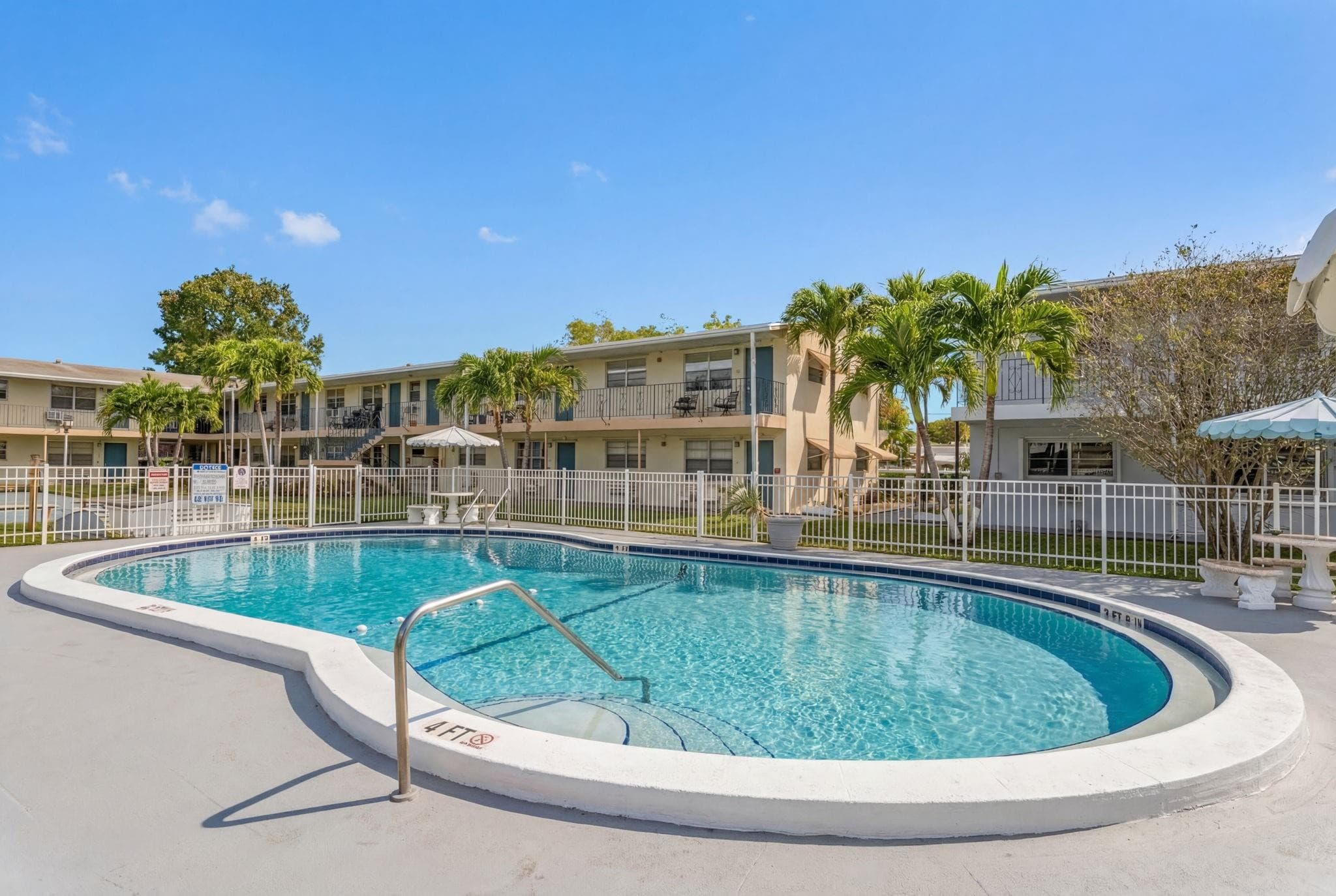 7401 Pines Boulevard 201, Pembroke Pines, FL 33024 — photo 23 of 29