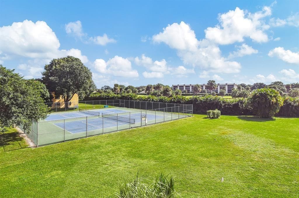 9300 SW 8th Street 422, Boca Raton, FL 33428 — photo 5 of 38