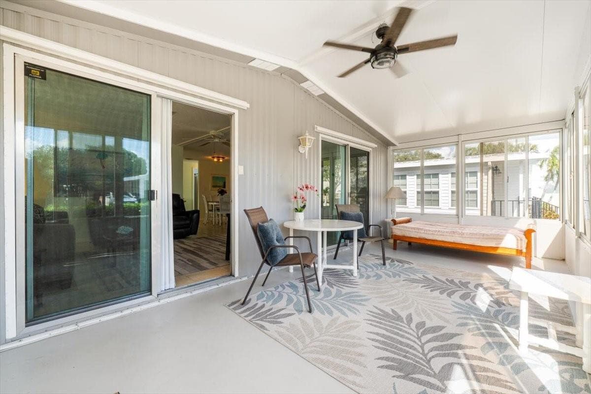 5389 NW 3rd Avenue, Deerfield Beach, FL 33064 — photo 3 of 52