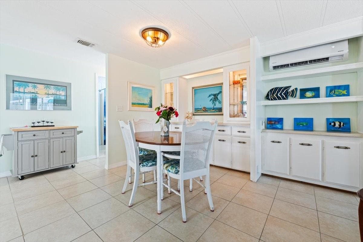 5389 NW 3rd Avenue, Deerfield Beach, FL 33064 — photo 5 of 52