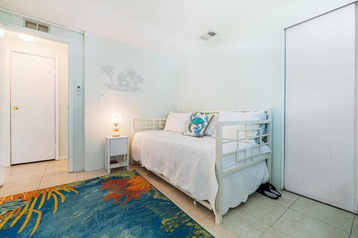 5389 NW 3rd Avenue, Deerfield Beach, FL 33064 — photo 23 of 52