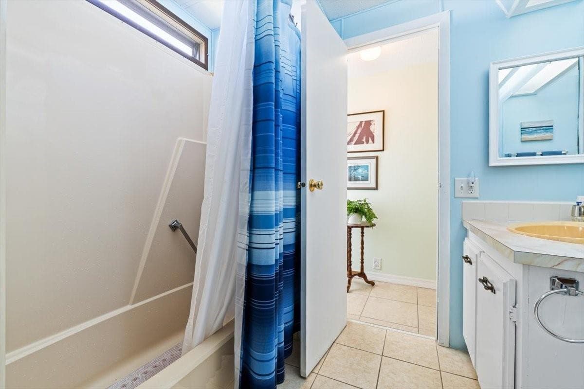 5389 NW 3rd Avenue, Deerfield Beach, FL 33064 — photo 24 of 52