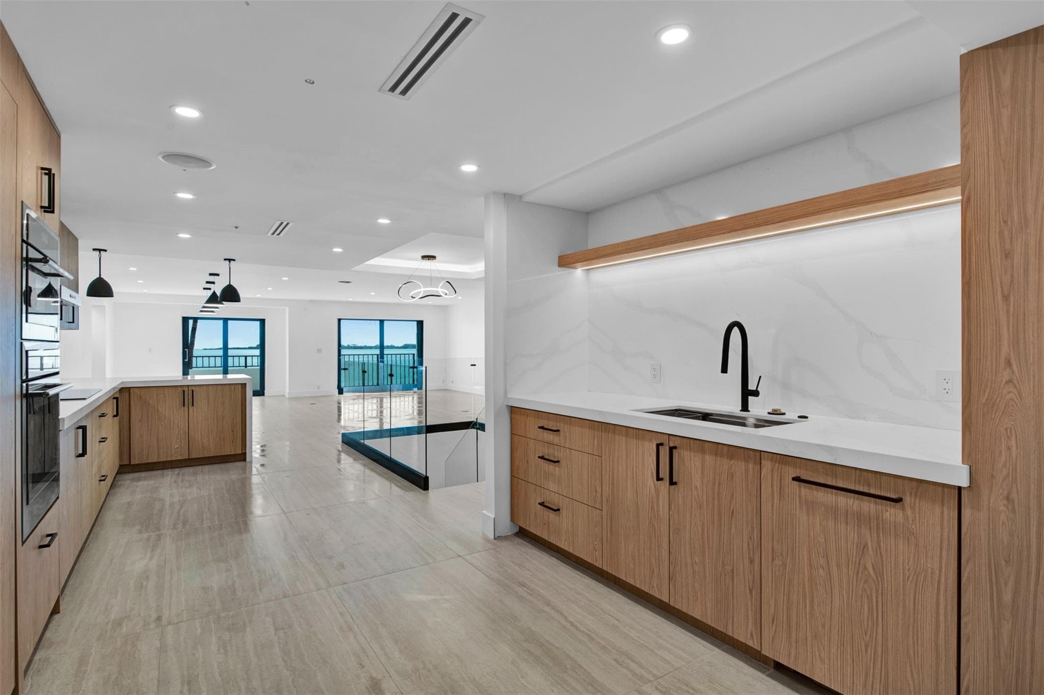 520 E Brickell Key Drive BH25, Miami, FL 33131 — photo 8 of 46