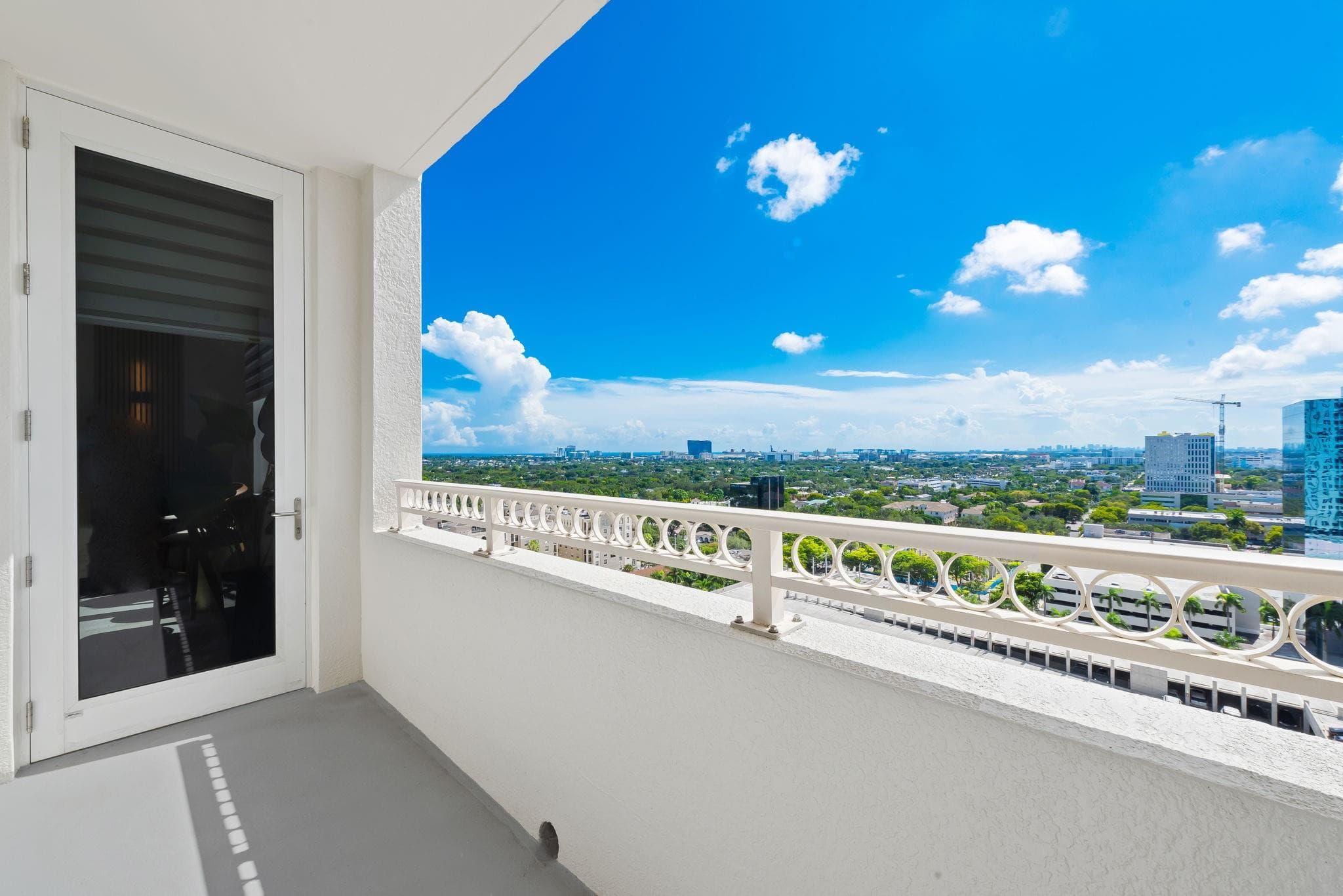 511 SE 5th Avenue 1709, Fort Lauderdale, FL 33301 — photo 21 of 43