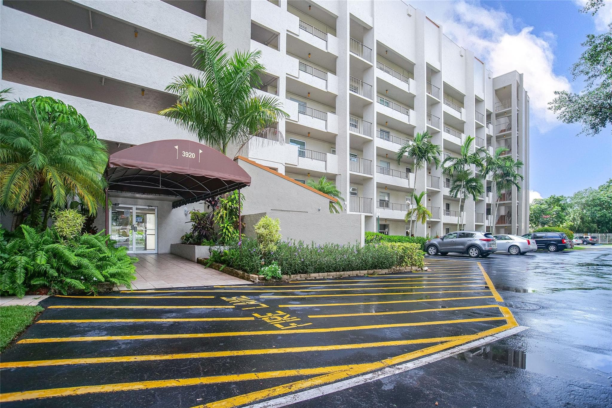 3920 Inverrary Boulevard 404-C, Lauderhill, FL 33319 — photo 39 of 51