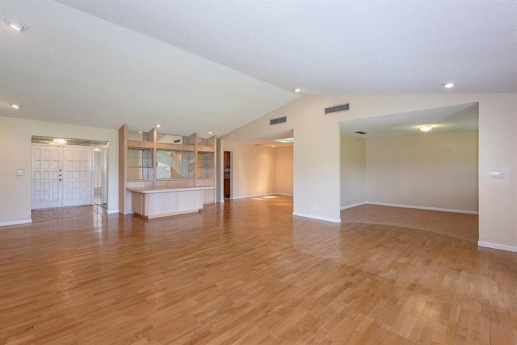 3650 N 36th Avenue 51, Hollywood, FL 33021 — photo 18 of 33