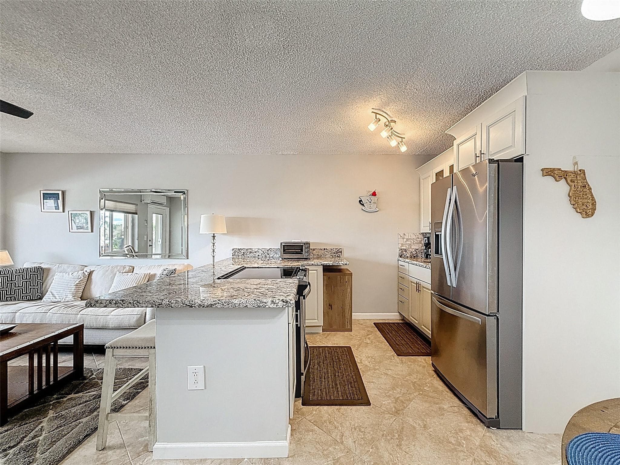 800 SW 11th Avenue 12, Hallandale Beach, FL 33009 — photo 7 of 24