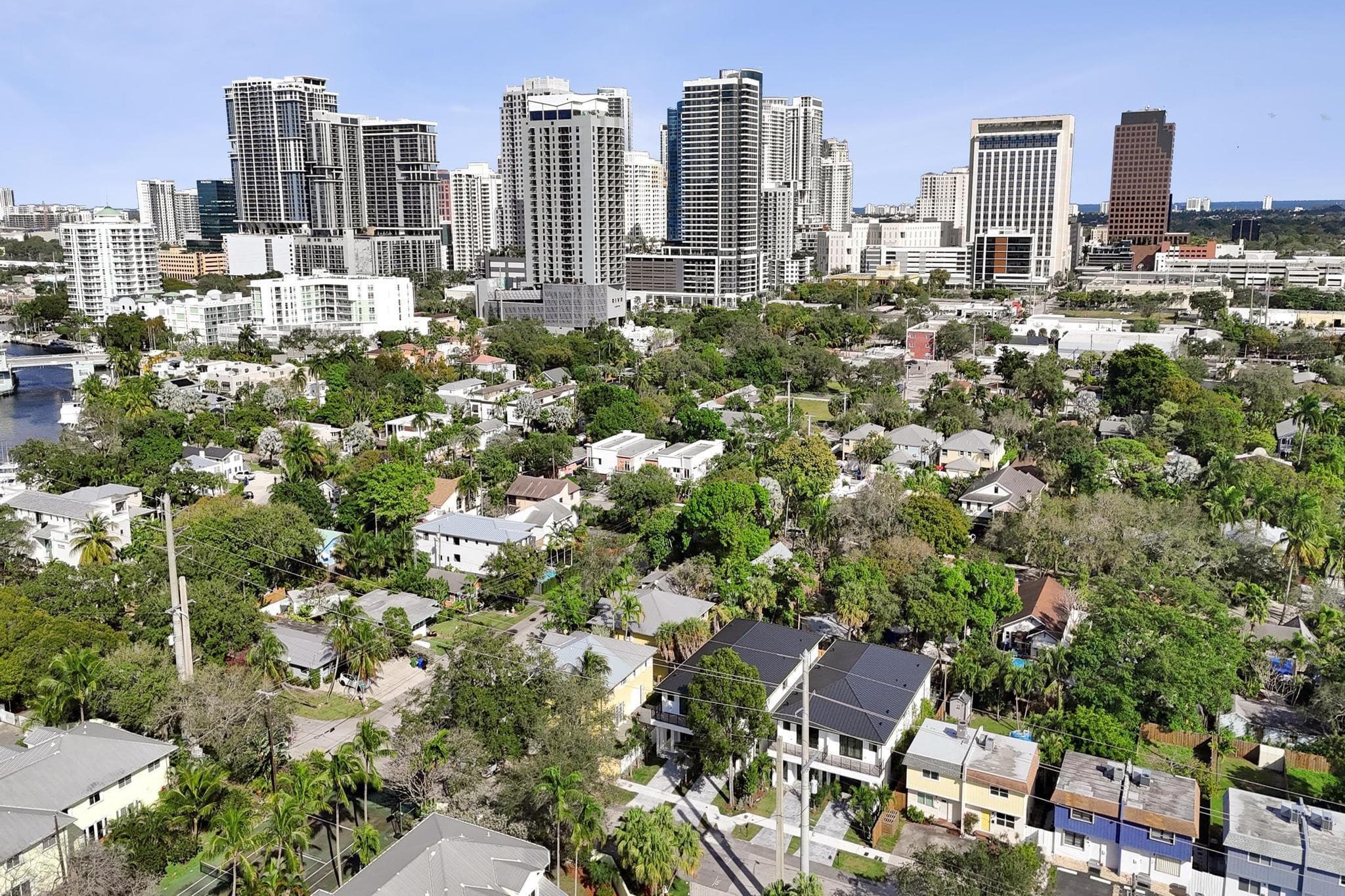 602 SW 7th Avenue, Fort Lauderdale, FL 33315 — photo 3 of 55