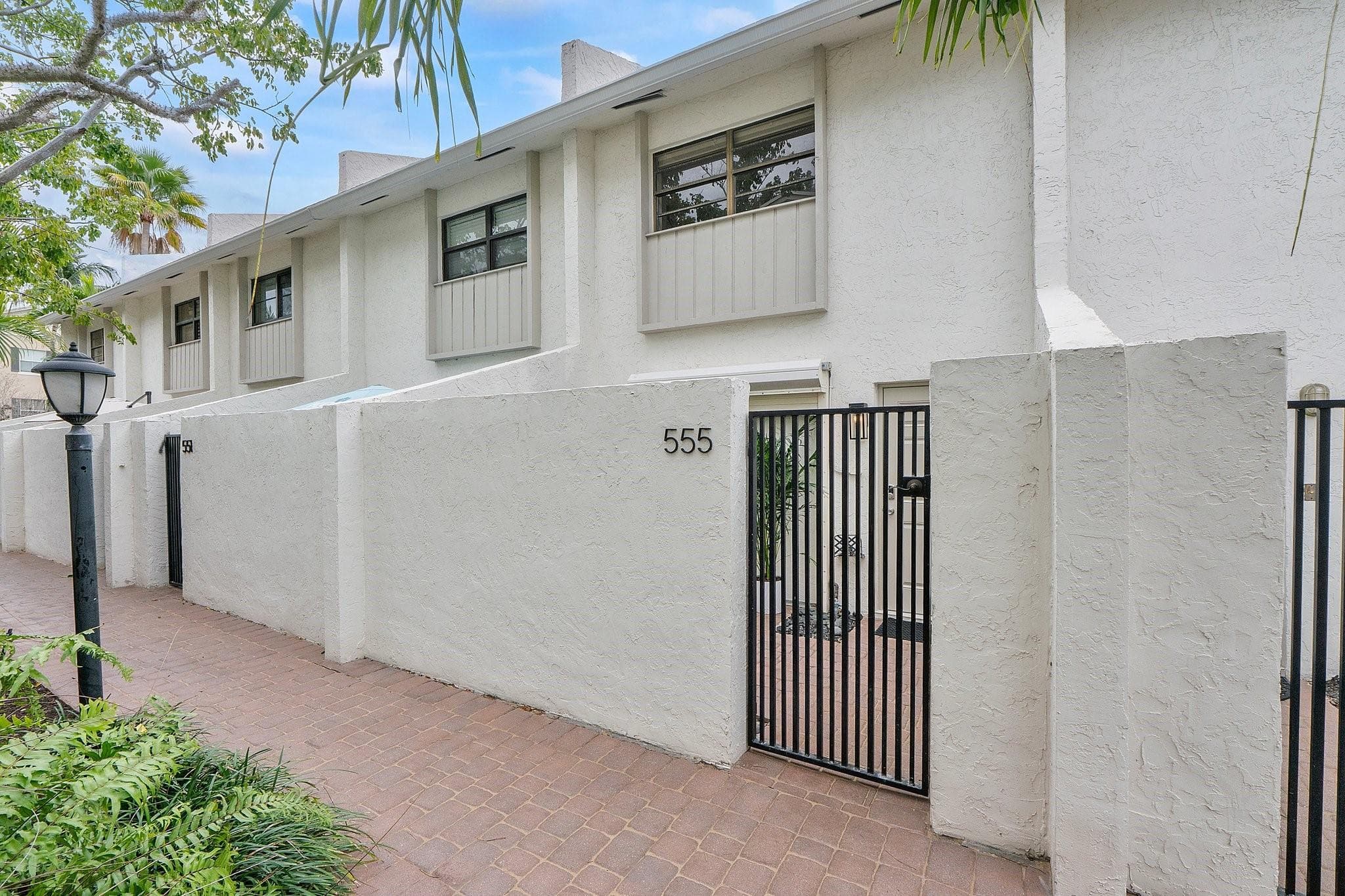 555 NE 7th Avenue 5a, Fort Lauderdale, FL 33301 — photo 2 of 29