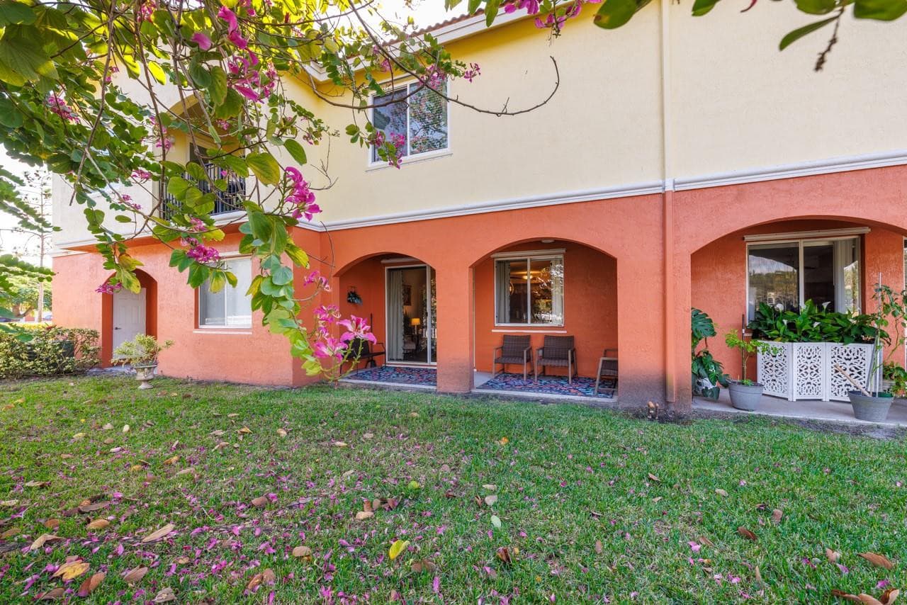 55 SE Palermo Court 105, Stuart, FL 34994 — photo 11 of 40