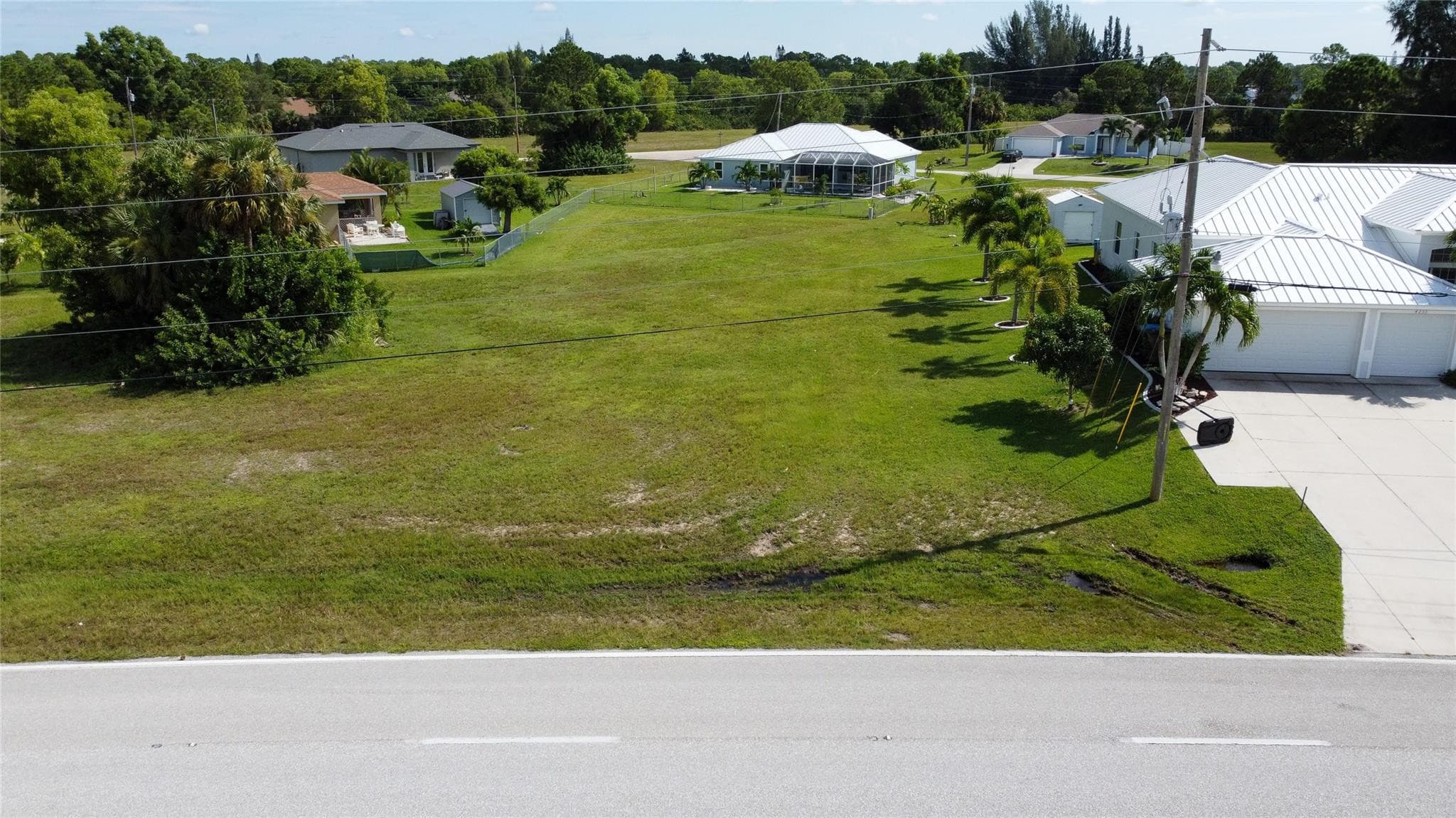 4239 E Gator Circle, Cape Coral, FL 33909 — photo 2 of 30