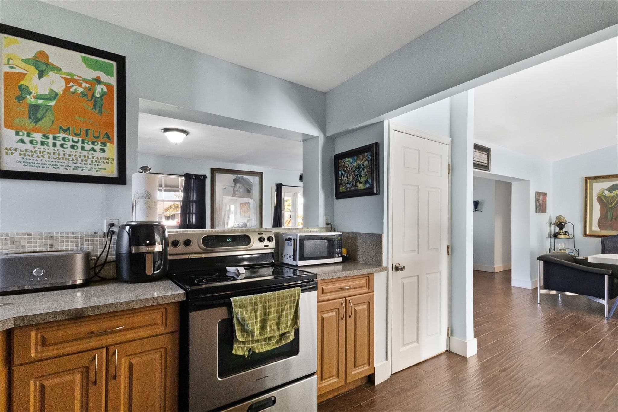 9231 N Cypress Circle, Miramar, FL 33025 — photo 18 of 48