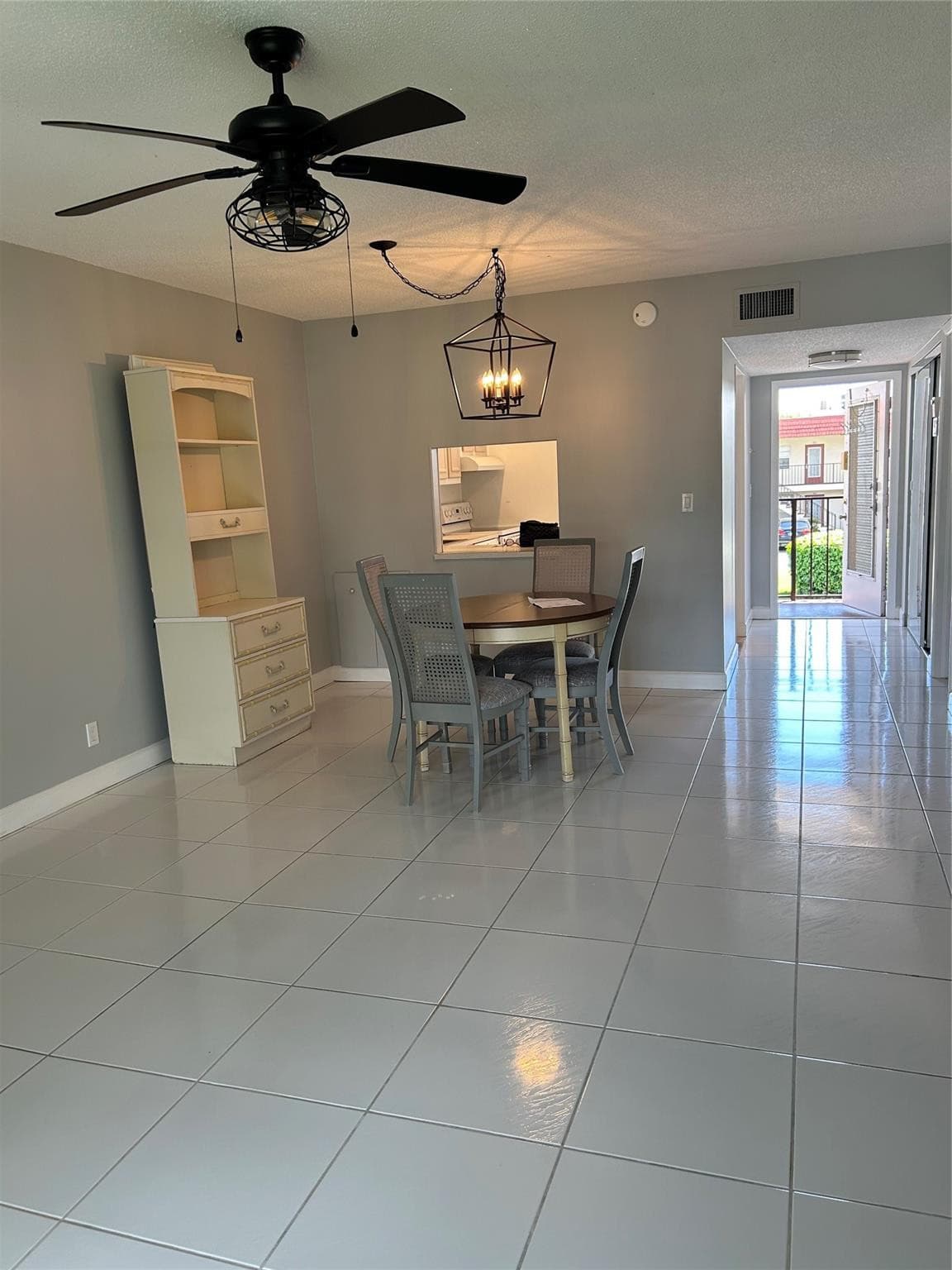 31 Abbey Lane 207, Delray Beach, FL 33446 — photo 8 of 17