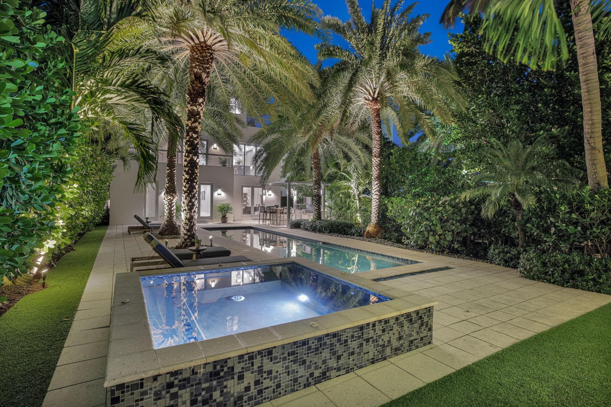 2401 N Atlantic Boulevard, Fort Lauderdale, FL 33305 — photo 3 of 100