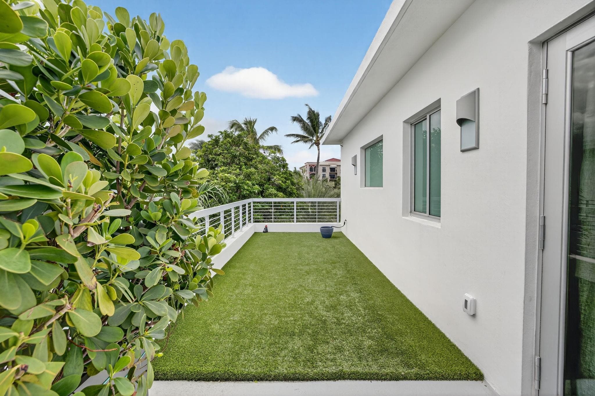 2401 N Atlantic Boulevard, Fort Lauderdale, FL 33305 — photo 50 of 100