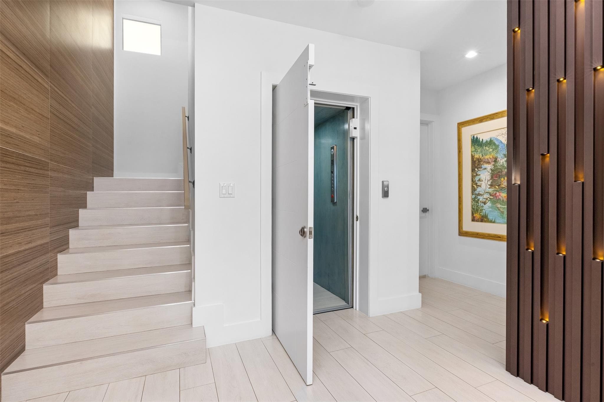 350 Desoto Street, Hollywood, FL 33019 — photo 12 of 62