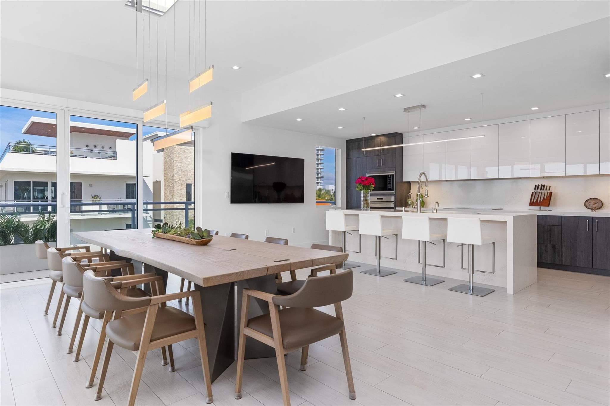 350 Desoto Street, Hollywood, FL 33019 — photo 24 of 62