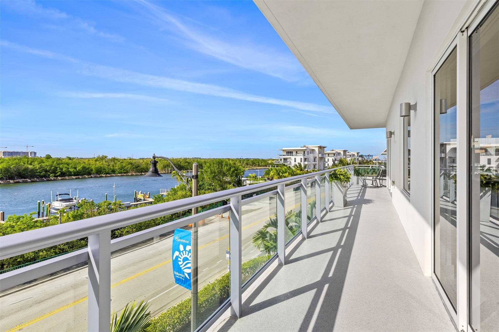 350 Desoto Street, Hollywood, FL 33019 — photo 30 of 62