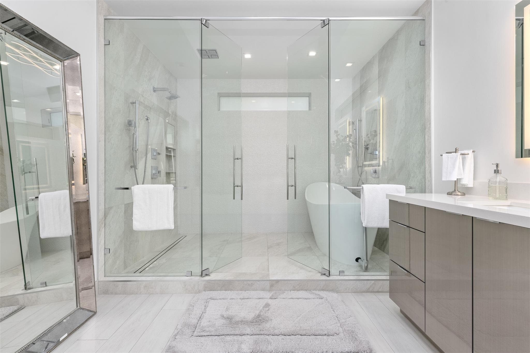 350 Desoto Street, Hollywood, FL 33019 — photo 39 of 62