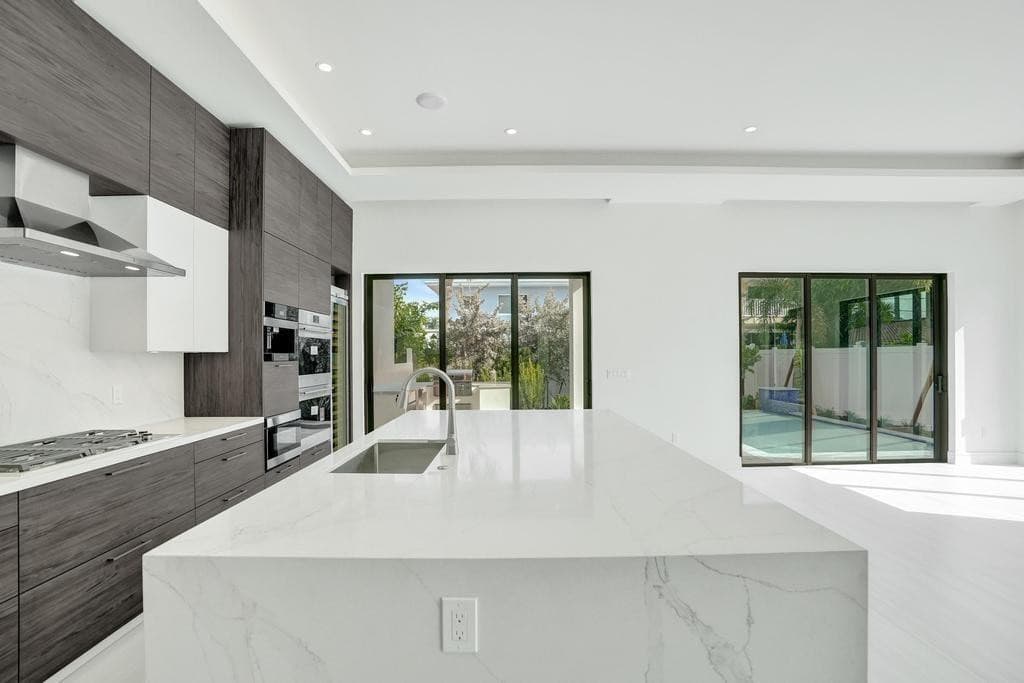 4524 Seagrape Drive 2 South, Lauderdale-By-The-Sea, FL 33308 — photo 13 of 54