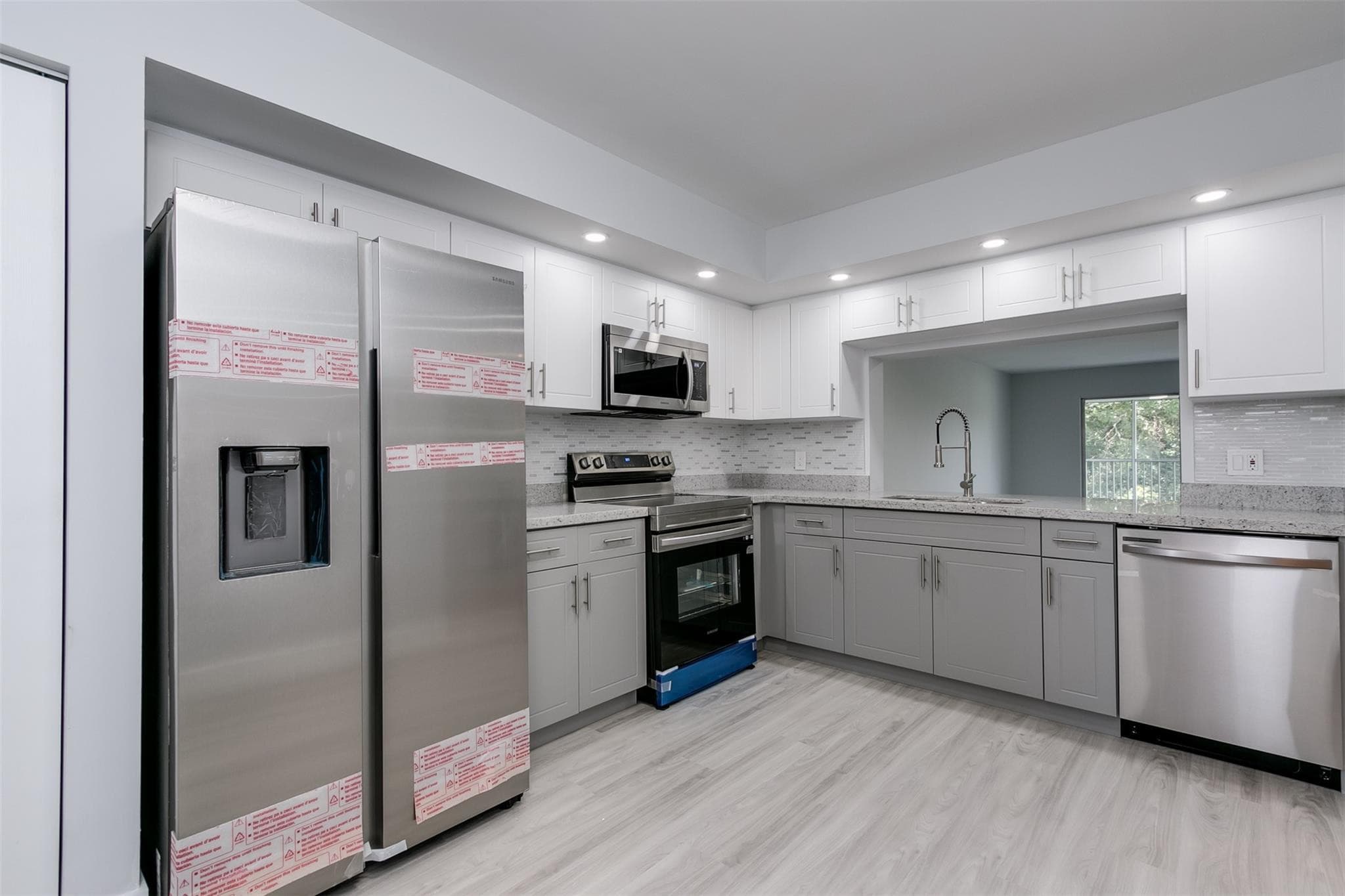 12600 SW 5th Court 408L, Pembroke Pines, FL 33027 — photo 4 of 40