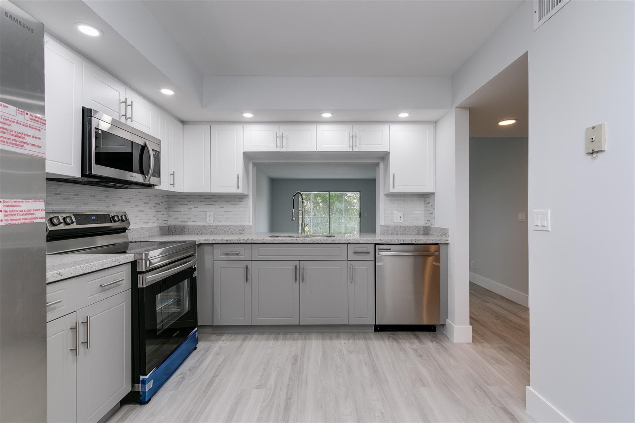 12600 SW 5th Court 408L, Pembroke Pines, FL 33027 — photo 5 of 40