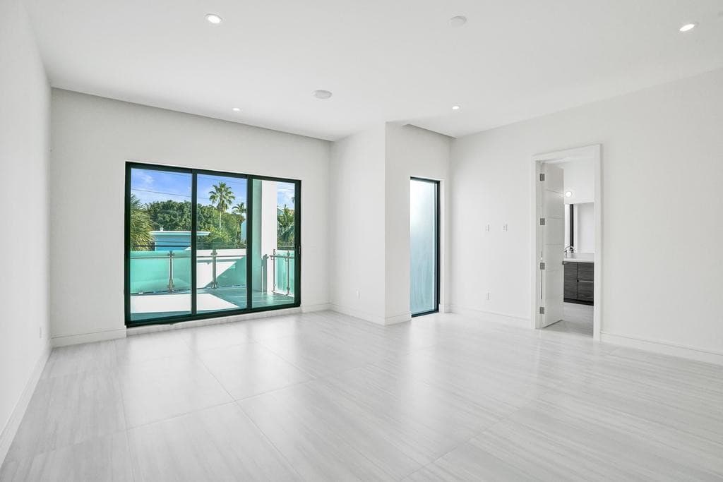 4524 Sea Grape Drive N, Lauderdale-By-The-Sea, FL 33308 — photo 20 of 53