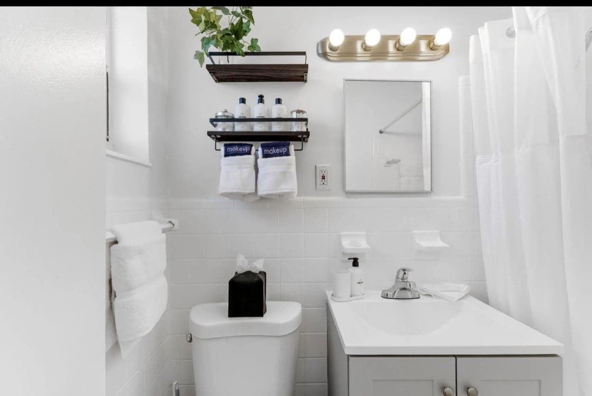 820 NE 16th Avenue 7, Fort Lauderdale, FL 33304 — photo 7 of 9