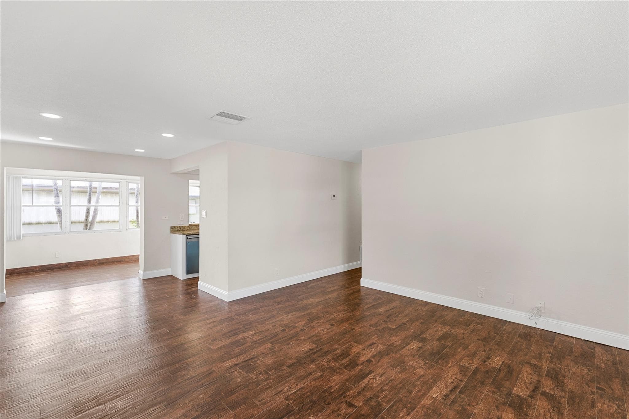 5710 NW 68th Terrace, Tamarac, FL 33321 — photo 6 of 26