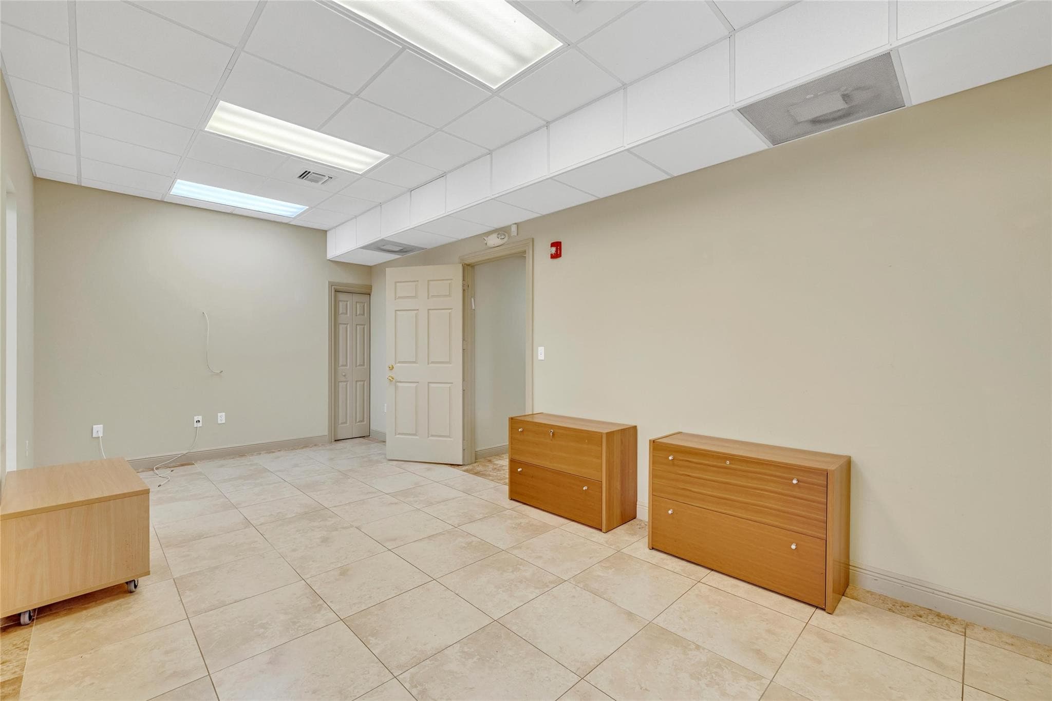 1400 E Oakland Park Boulevard 103, Oakland Park, FL 33334 — photo 27 of 28