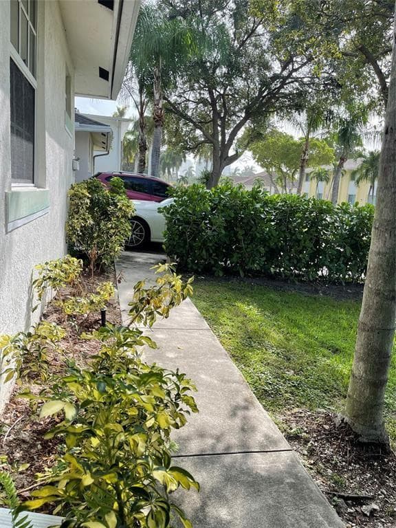 713 NE 4th Street, Hallandale Beach, FL 33009 — photo 26 of 26